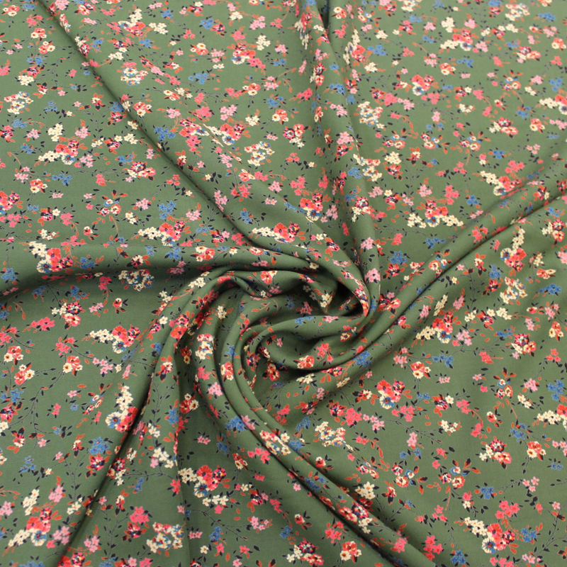 Зеленая ткань для платья